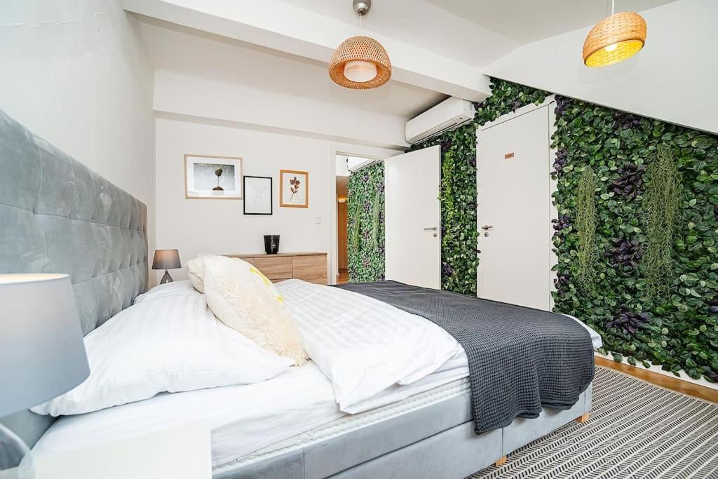 Magic With Terrace Apartment Prague